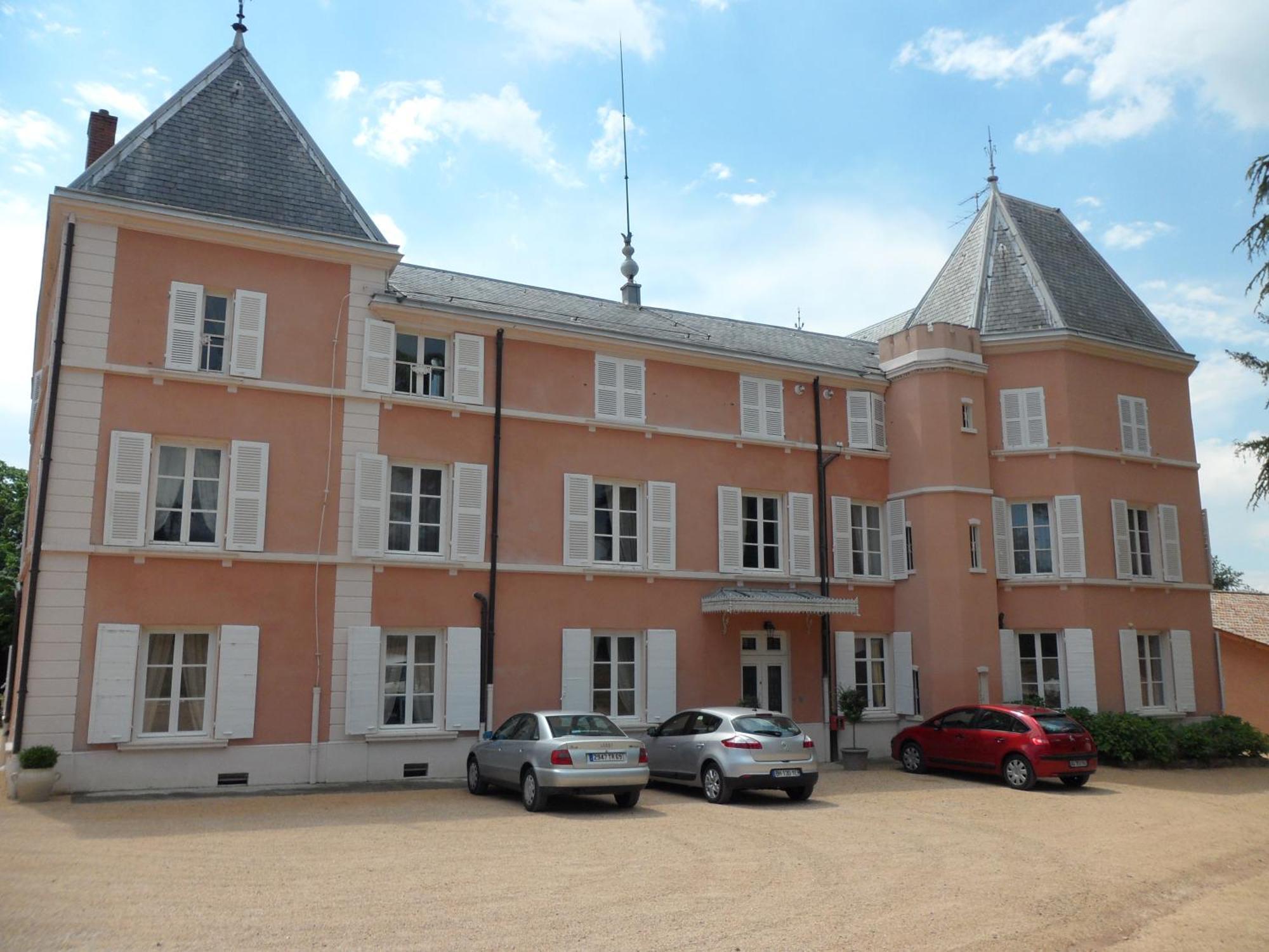 Chateau De La Chapelle Des Bois Fleurie Exterior foto