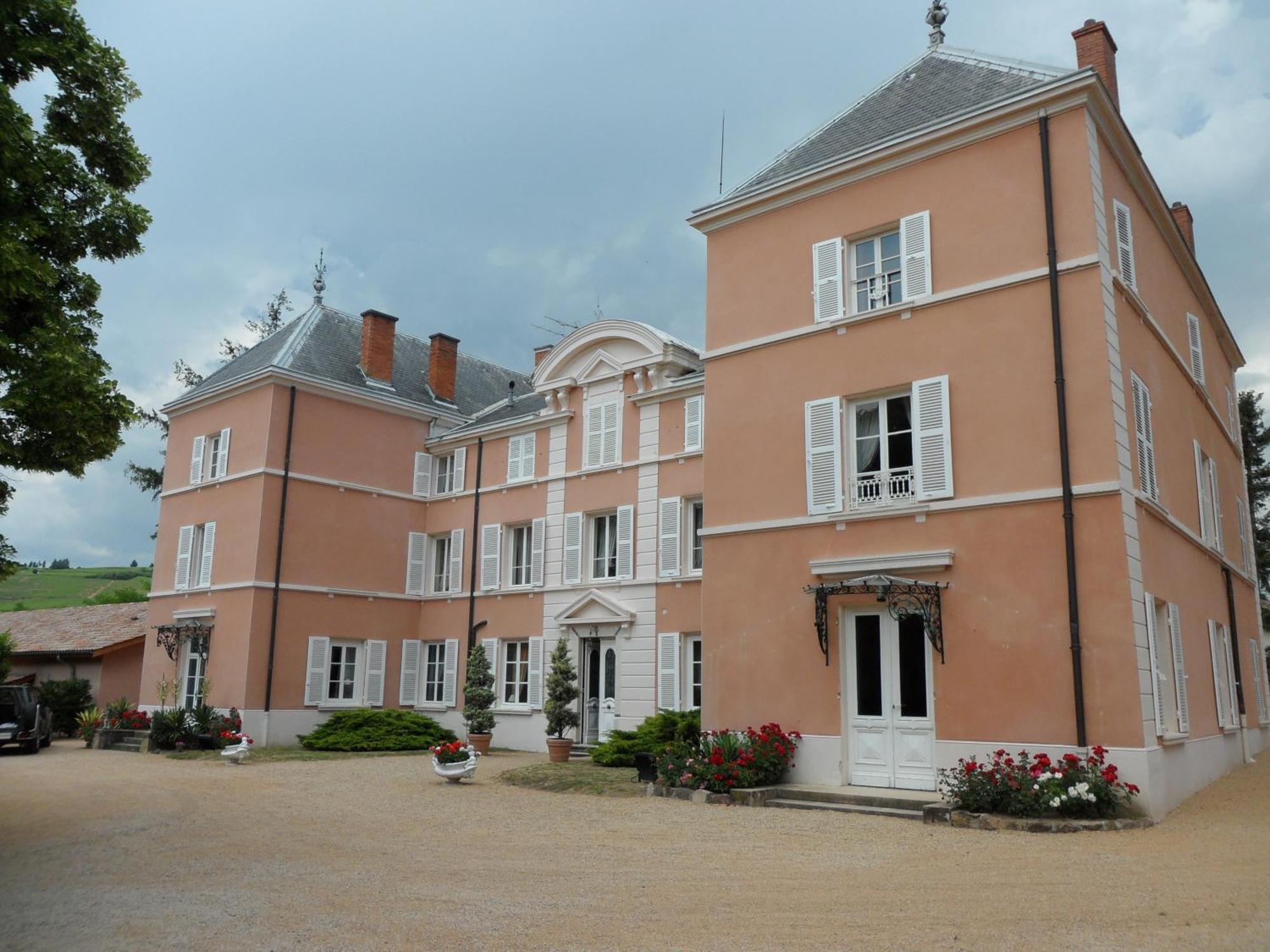 Chateau De La Chapelle Des Bois Fleurie Exterior foto